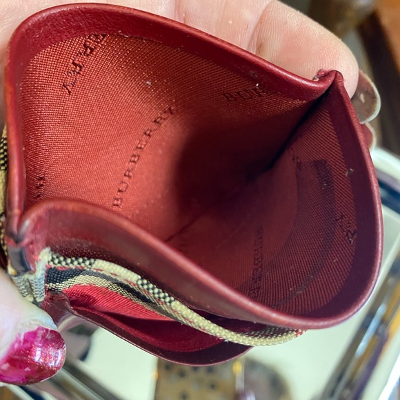 BURBERRY Red/Nova Check Leather Card Wallet🔥GUC - Picture 3 of 4